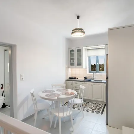 Guest house Emily Parikia (Paros)